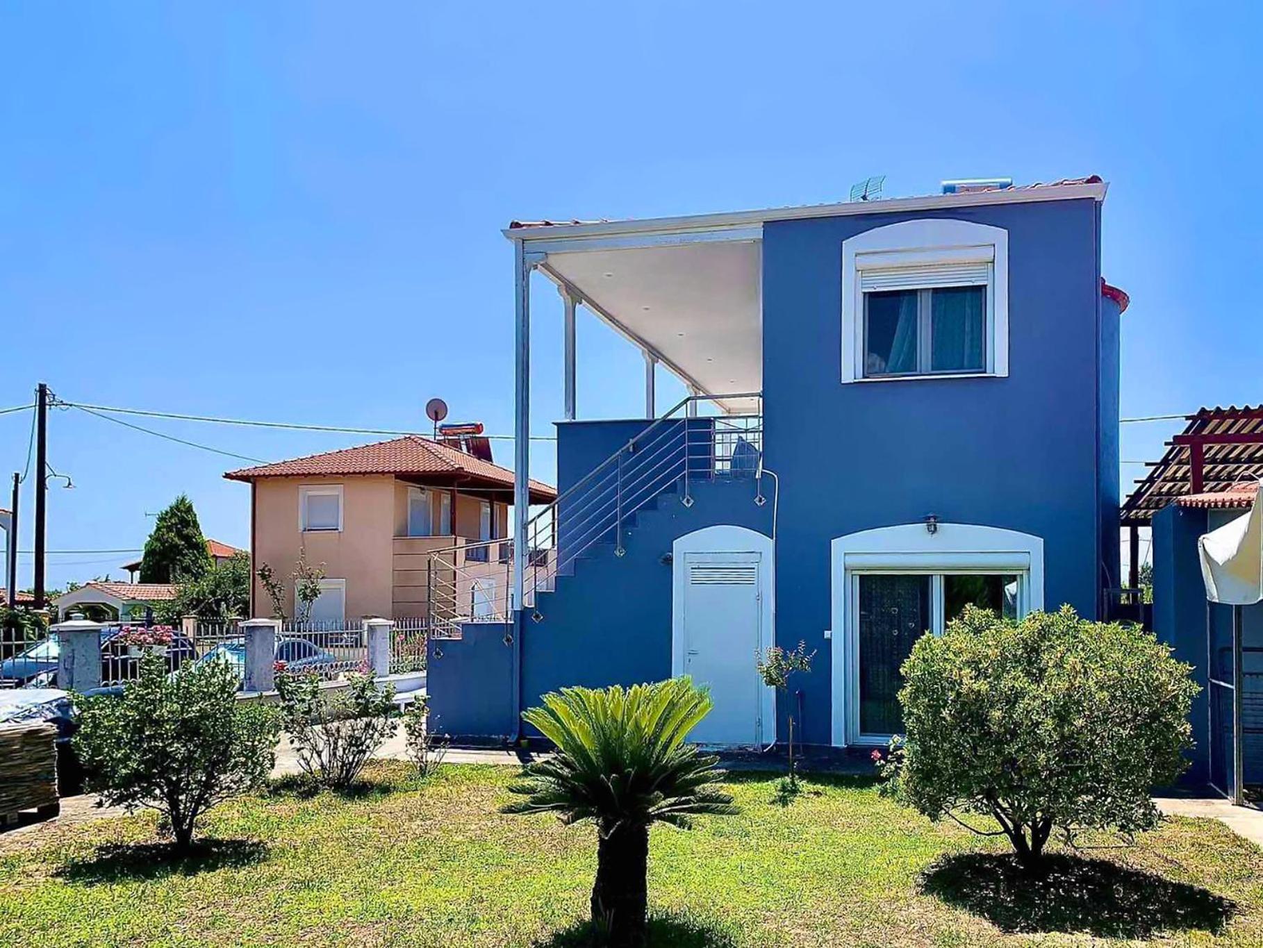 Vila Blue House Karianí Exteriér fotografie