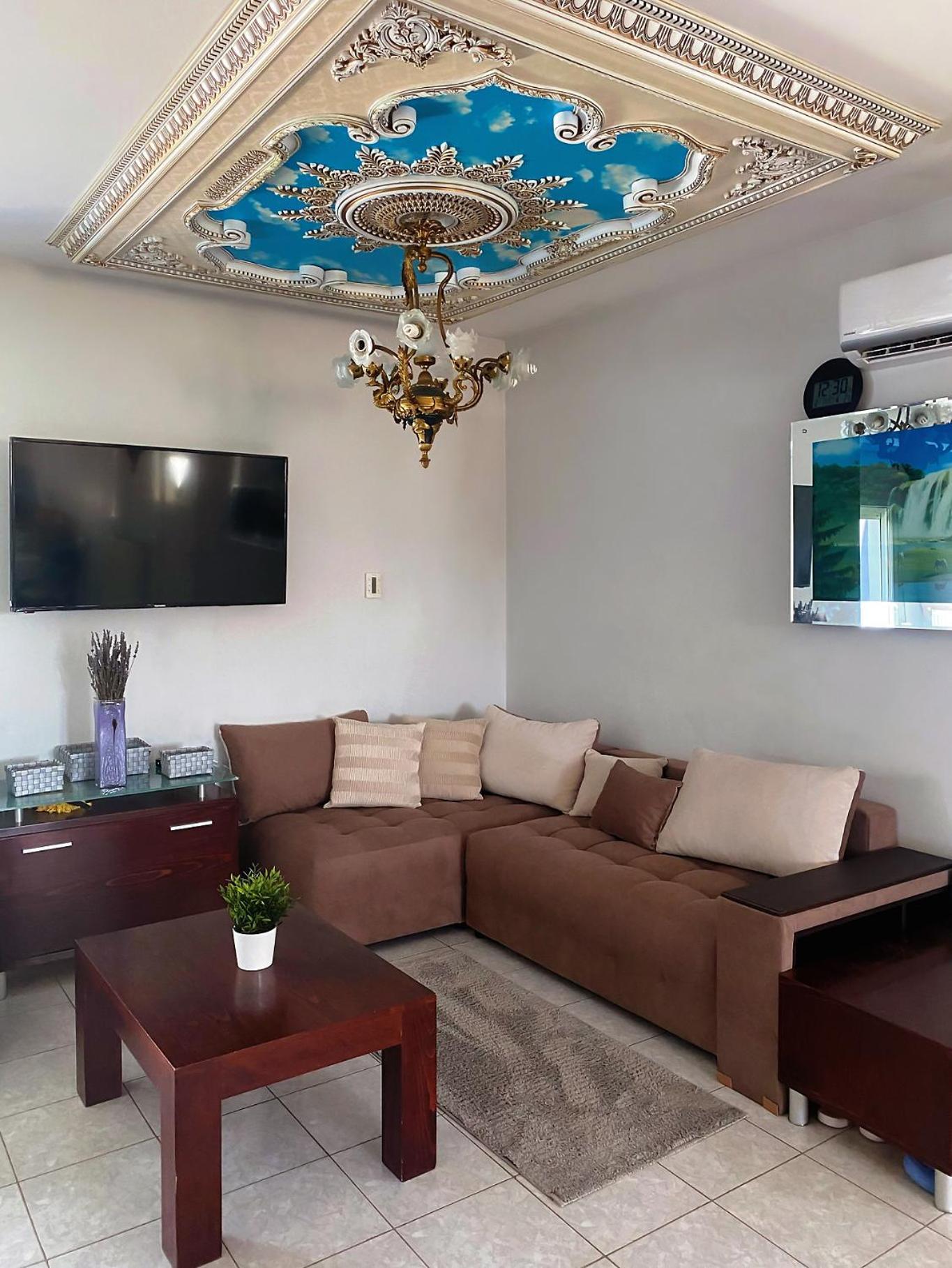 Vila Blue House Karianí Exteriér fotografie