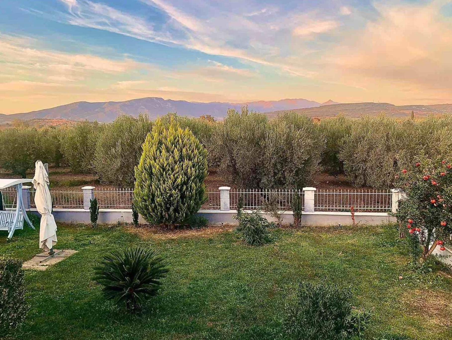 Vila Blue House Karianí Exteriér fotografie