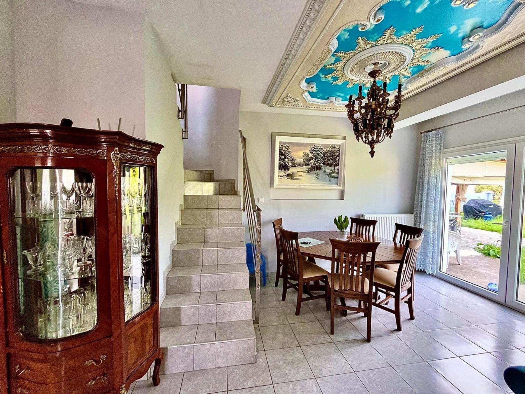 Vila Blue House Karianí Exteriér fotografie